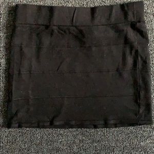 Ribbed mini skirt